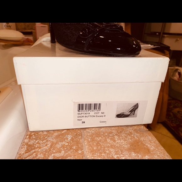 Classic, timeless DIOR pumps - Picture 4 of 5